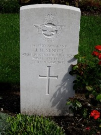 Klagenfurt War Cemetery - Senior, Joseph Harrison